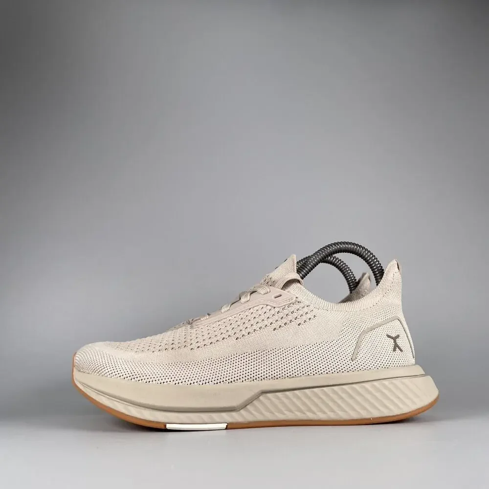 Flux Footwear Adapt Women's 7.5 Brown Waterproof Runner Athletic Shoes Sneakers